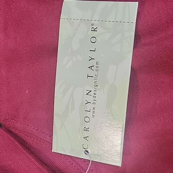 NWT Dark Red Carolyn Taylor Turtleneck size XS - Picture 5 of 6